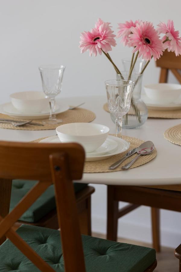 Ursus Sunny Studio For 4 Guests With Parking & Balcony By Noclegi Renters Varsavia Esterno foto